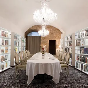 Le Place D'armes - Relais & Chateaux Отель