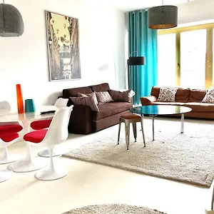 Spacious Flat In The Heart Of The Center! Ideal For A Family! Apartment